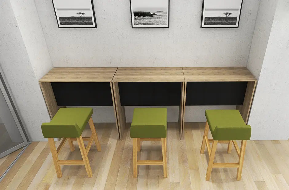 あずき　様　オーダー家具 磐田市内にある図書館から本棚のオーダーを頂きました。 既存の本棚に