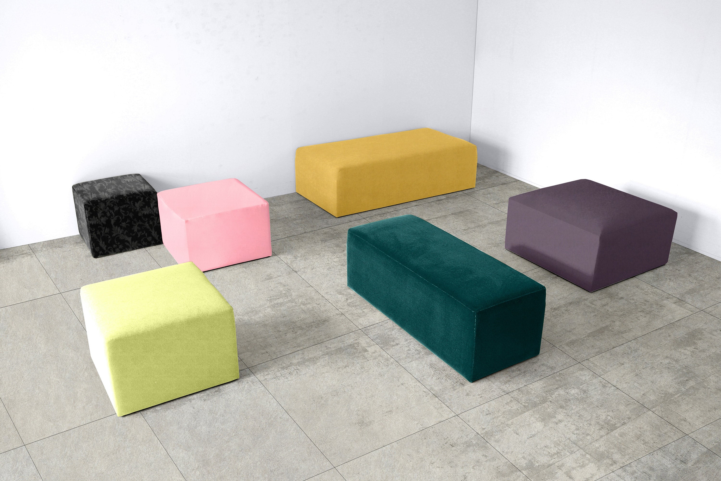 おしゃれでかわいいキューブ型のスツール - オーダー家具、インテリア