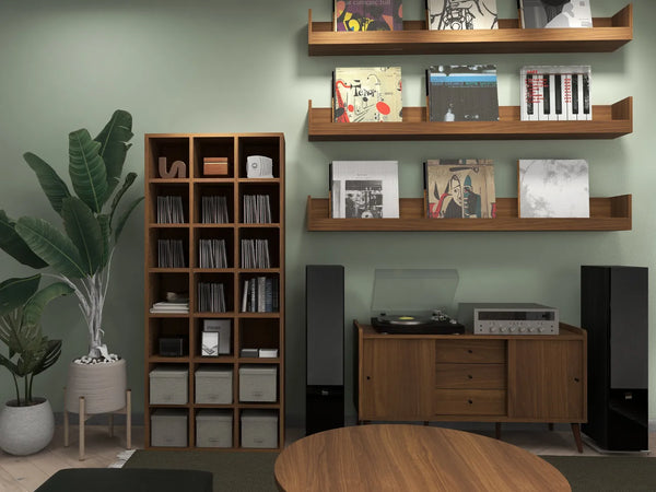 本棚がレイアウトされている部屋