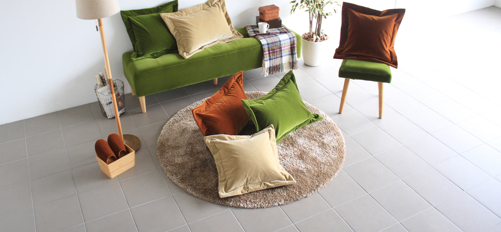 col_interiorcushion_15e913e4-