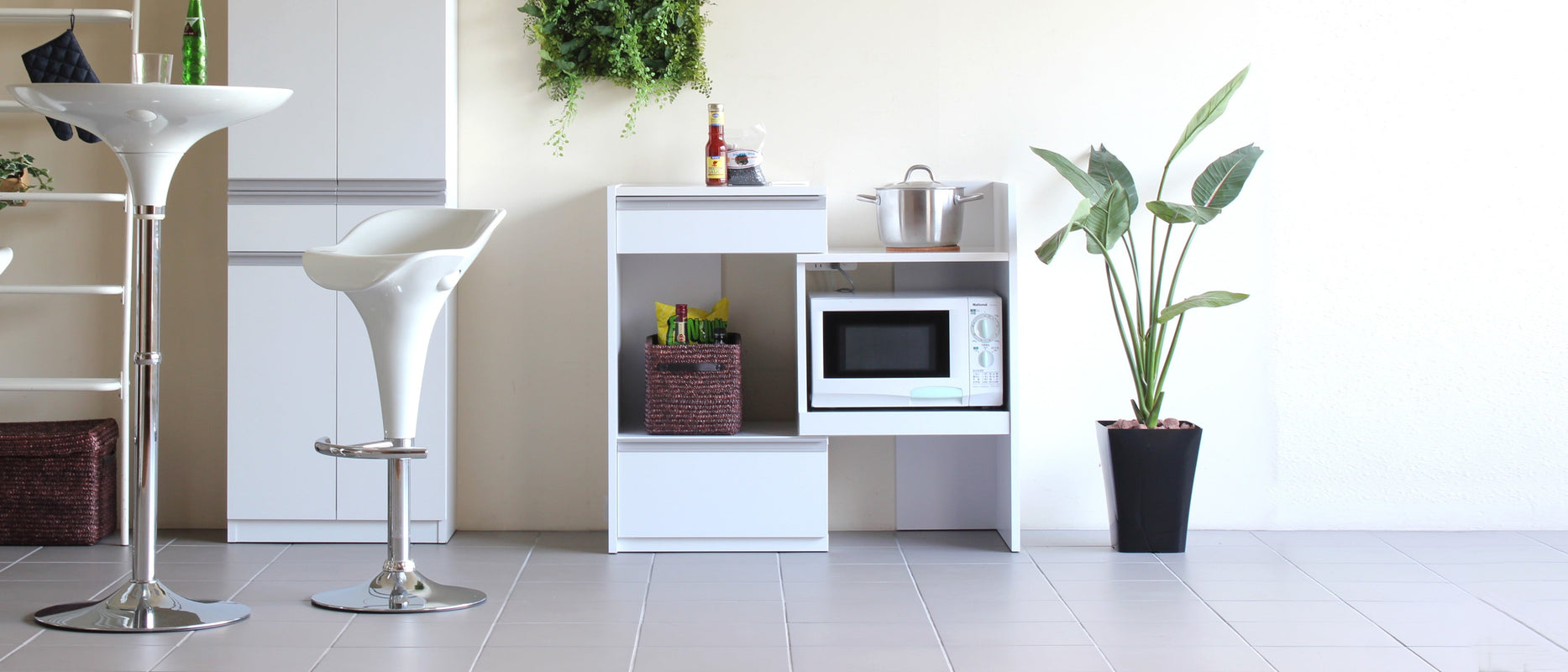 サイズオーダーができる伸縮キッチンラック - オーダー家具