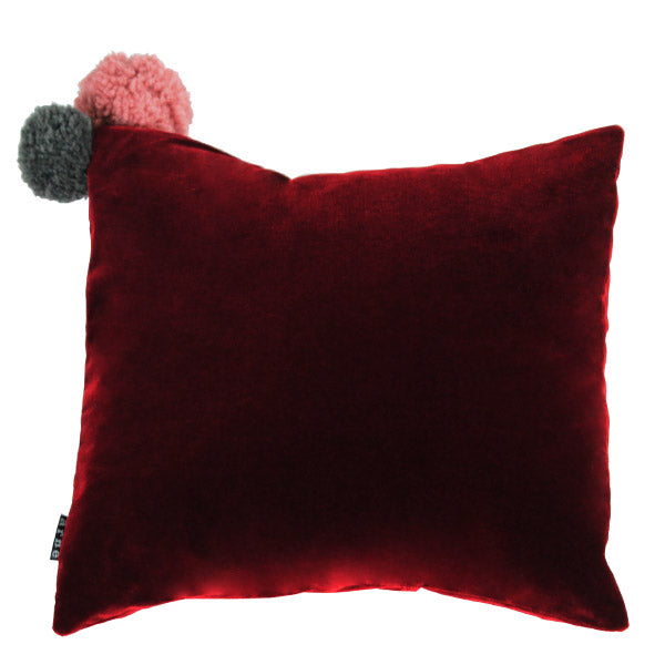 Byon Pom Pom クッション 45x45 cm Byon クッション - デザインをお買い物 → NordicNest.jp